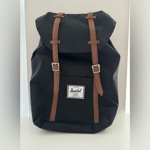 Herschel Retreat Backpack | Mid-Volume